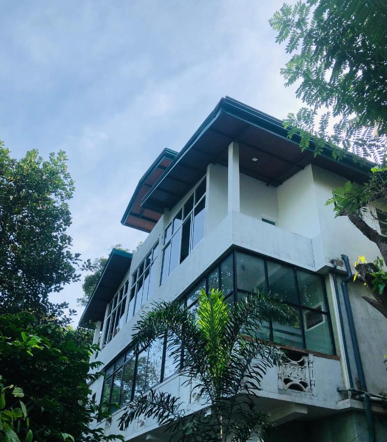 Kandy River Garden Exterior photo